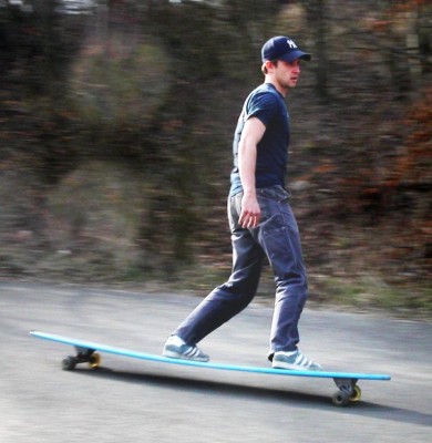 Longboard_skateboard.jpg